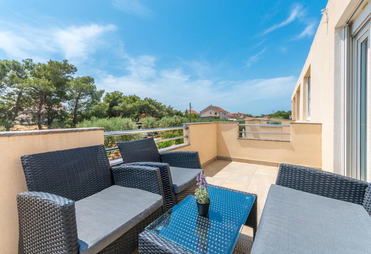 Agape Apartments Biograd Na Moru Extérieur photo