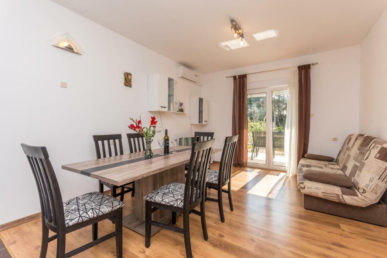 Agape Apartments Biograd Na Moru Extérieur photo